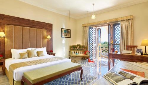 Superior King Room with Sitout