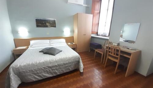 Triple Room with Private Bathroom