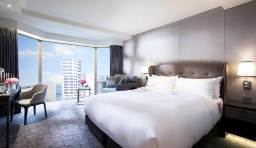 Deluxe Double Room  with City View - Annex