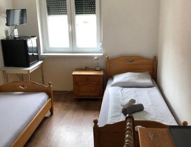 Double or Twin Room with Shower
