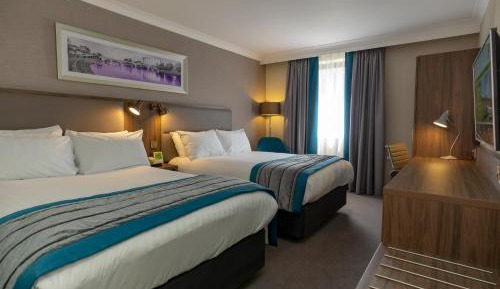 Standard Double Room with Two Double Beds
