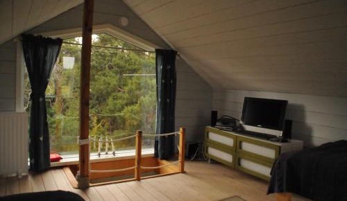 One-Bedroom Cottage
