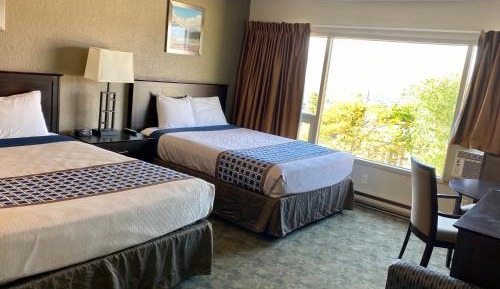 Queen Room with Two Queen Beds - Non-Smoking