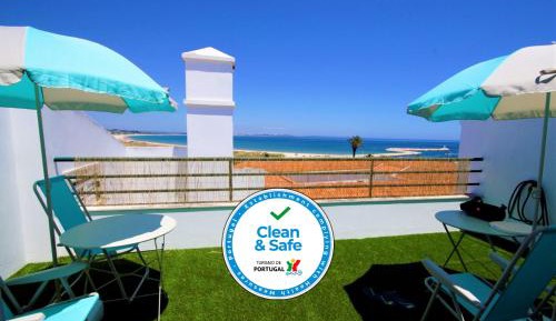 Studio Apartment with Sea View