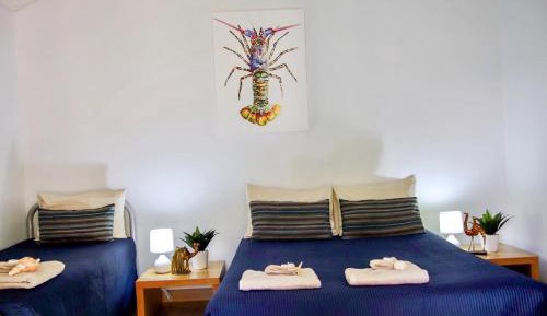 Twin Room with Shared Bathroom