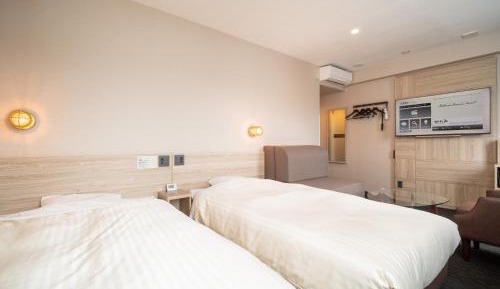 Triple Room with Mountain View - Non-Smoking