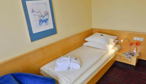 Economy Single Room