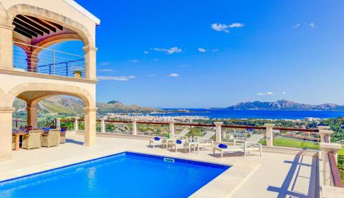 Villa with Private Pool