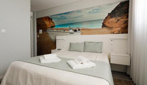  Standard Double or Twin Room with Partial Sea View