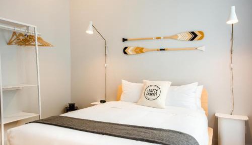 One-Bedroom Loft with Bunk Bed LC304 