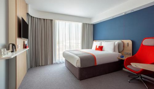 Double Room with Free Hot Breakfast - Accessible