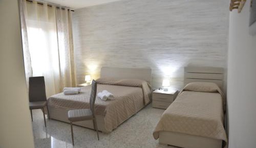 Triple Room with Private Bathroom