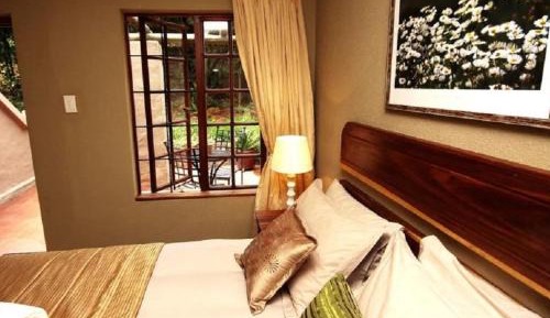 Luxury Queen Room