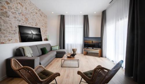 Apartment with Terrace