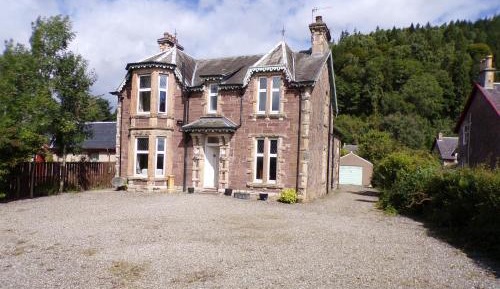 Seven-Bedroom House