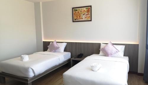 Standard Twin Room with Balcony