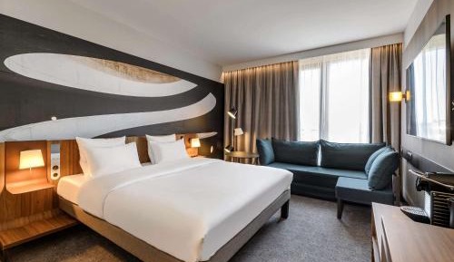 Superior Double Room with Sofa