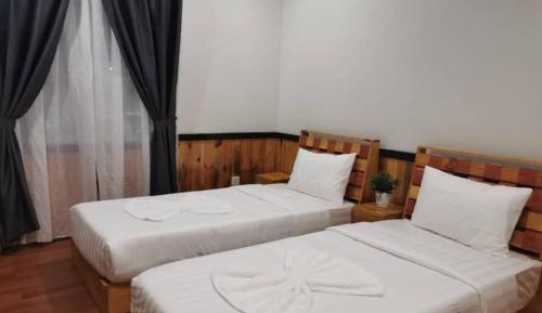 Deluxe Double or Twin Room