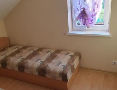 Basic Triple Room with Shared Bathroom