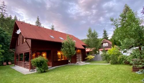 Seven-Bedroom House