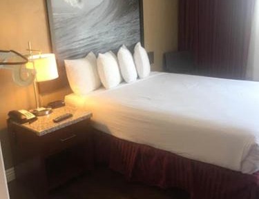 Queen Room - Disability Access
