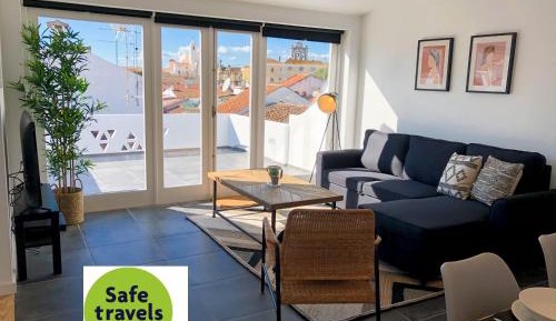 Two-Bedroom Apartment with Terrace
