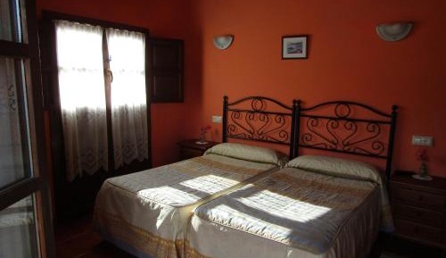Twin Room with Bathroom