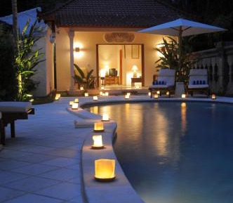 Villa with Pool View