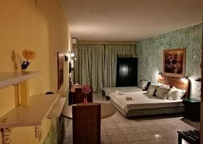 Triple Room with Mountain View