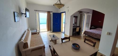 Studio Apartment with Sea View