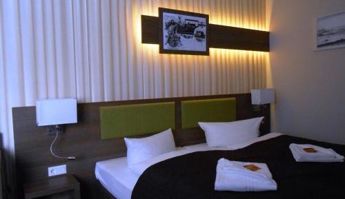 Deluxe Double Room with Bath