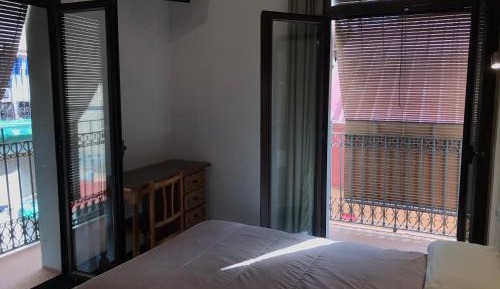 Climatized Double Room with Private bathroom