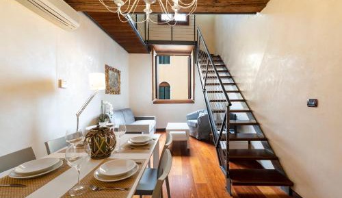 Apartment - Split Level with 2 bathrooms