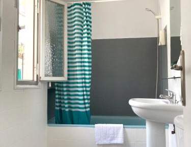 Twin Room with Balcony