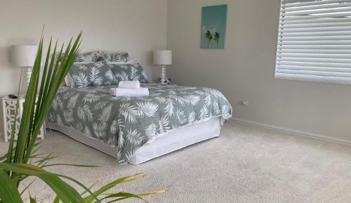 Double Room with Garden View with Private Bathroom