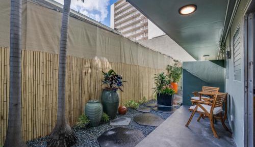 Studio with Terrace
