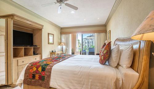 Beachfront Three Bedrooms 2nd Floor