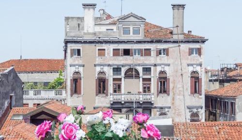 Two-Bedroom Apartment with Terrace