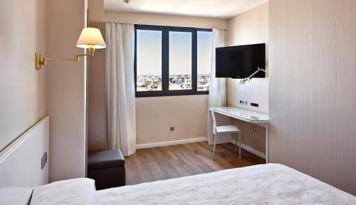 Double or Twin Room with Cathedral view