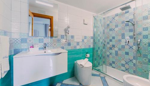 Quadruple Room with Sea View