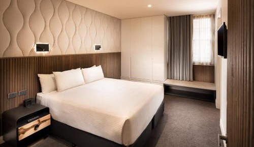 Two-Bedroom Suite