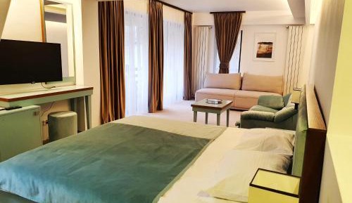 Family Suite with Balcony
