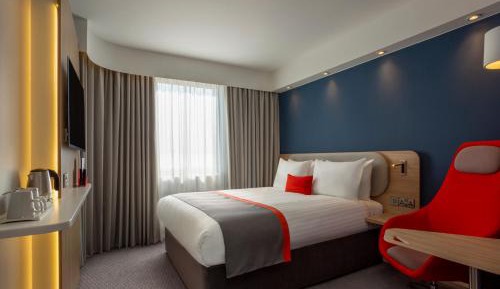 Standard Double Room with Free Hot Breakfast