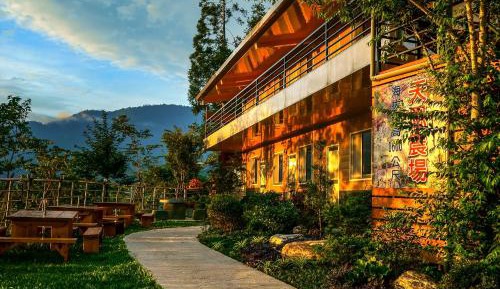 Quadruple Room with Mountain View