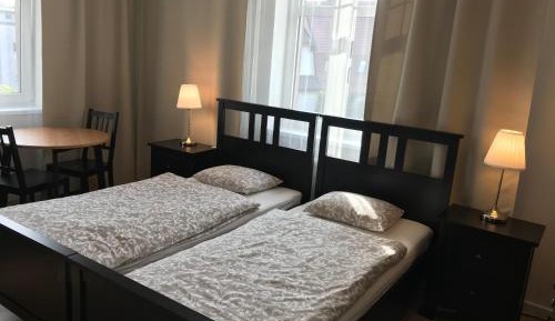 Standard Queen Room