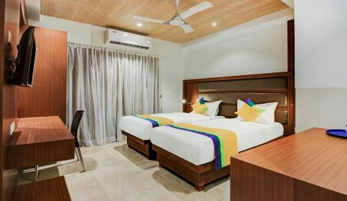 Large Twin Room