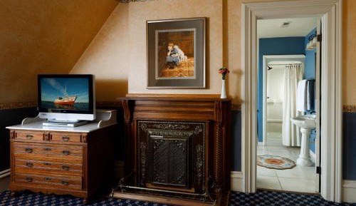 King Room with Spa Bath
