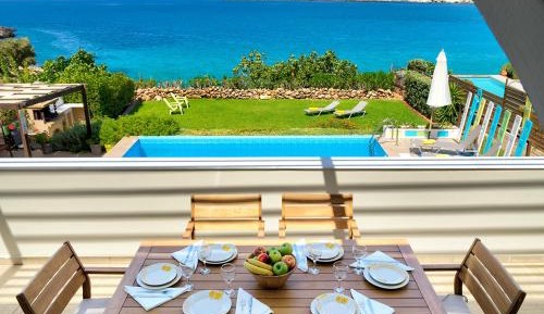 Villa - Beach Front