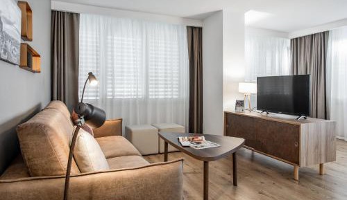 Two-Bedroom Apartment (6 People)