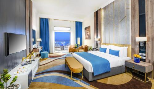 Executive Suite King Bed (Egyptians and Foreigner Resident)